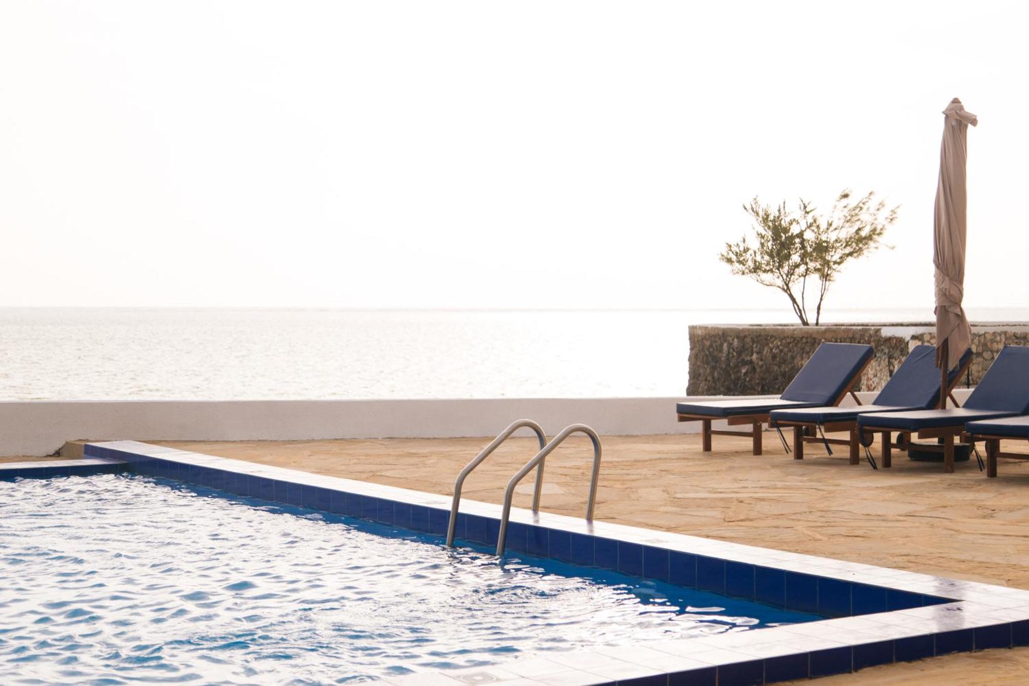 Royal Mandarin Hotel & Resort Pwani Mchangani Esterno foto