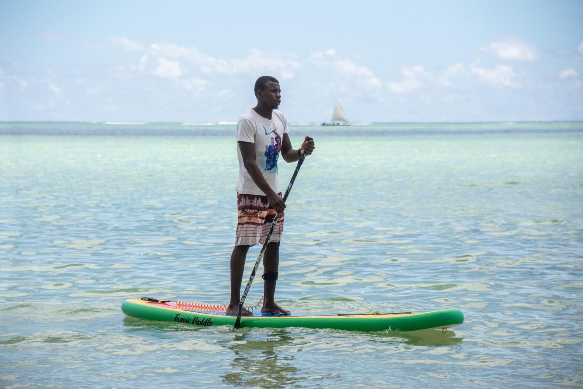 Royal Mandarin Hotel & Resort Pwani Mchangani Esterno foto